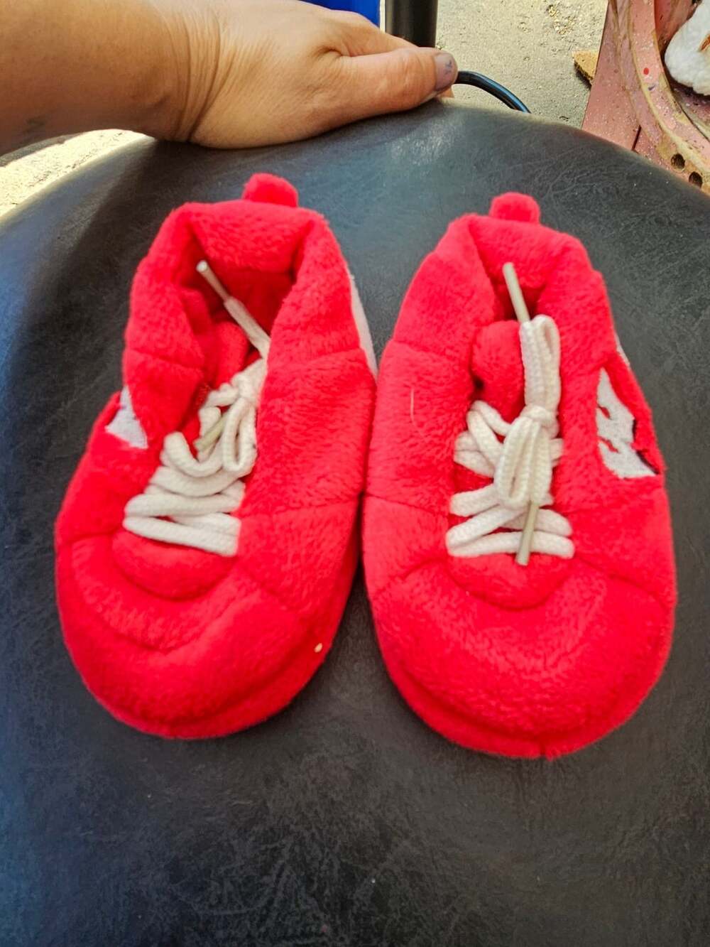 Babys University of Wisconsin Badgers Plush Sneaker Slippers with Grip Soles